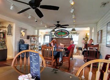 ohio/amish-country/bar/rebecca-s-bistro