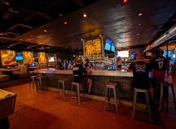 texas/mckinney-falls-state-park/bar/copperhead-club