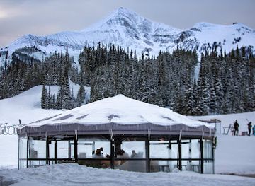montana/big-sky-resort/bar/umbrella-bar