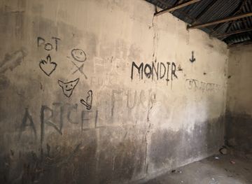 bangladesh/tanguar-haor/bar/mondir