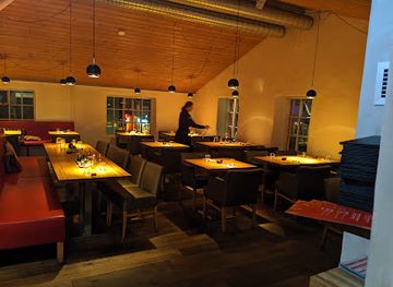 iceland/akureyri/bar/rub23