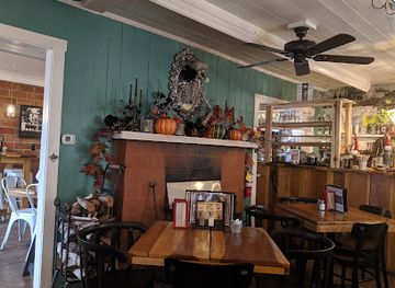 indiana/yellowwood-state-forest/bar/bird-s-nest-cafe