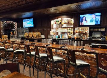 indiana/the-knobs/bar/hideout-125