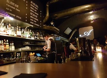 switzerland/bern/altstadt/bar/abflugbar