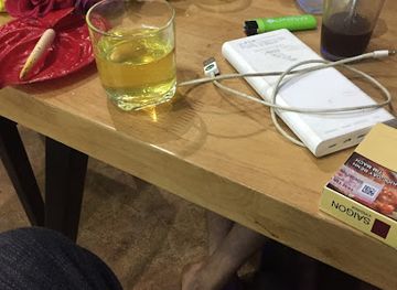 vietnam/central-highlands/bar/karaoke-hoang-minh