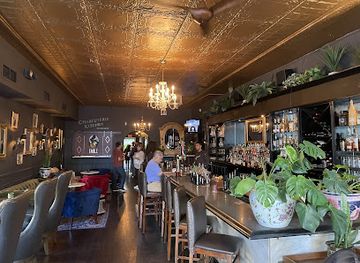 kentucky/lexington/bar/harvey-s-bar