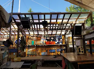 Tom's Burned Down Cafe