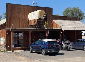 wyoming/big-horn-county/bar/just-ledoux-it-saloon-steak-out