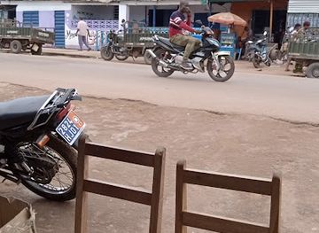 cote-d-ivoire/lagunes/bar/maquis-le-midi