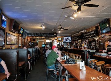 maine/waldo-county/bar/rollie-s-bar-and-grill