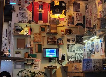 belize/mountain-pine-ridge-forest-reserve/bar/play-bar