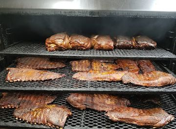 alabama/lake-martin/bar/lil-smokey-s-bbq