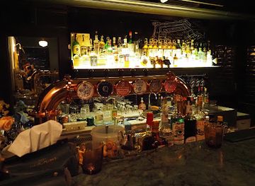 thailand/chiang-mai/nimmanhaemin/bar/q-bar-selected-store