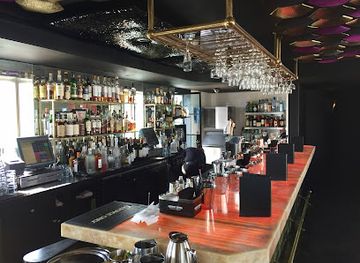 california/santa-monica/downtown-santa-monica/bar/the-coco-club