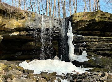 ohio/dundee-falls/bar/lower-dundee-falls