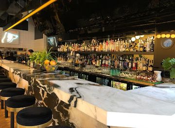 canada/montreal/griffintown/bar/bird-bar