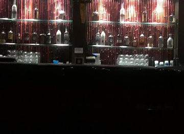 california/modesto/bar/tiki-lounge