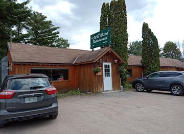 canada/haliburton-highlands/bar/the-mill-pond