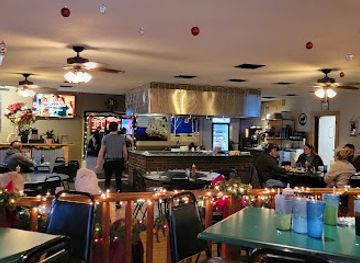 michigan/pictured-rocks-national-lakeshore/bar/foggy-s-steakhouse-lounge