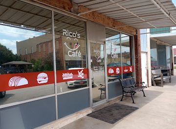 oklahoma/great-salt-plains-state-park/bar/rico-s-cafe