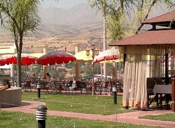 uzbekistan/chimgan-mountains/bar/farovon-bochka