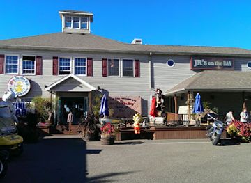 pennsylvania/presque-isle-state-park/bar/sloppy-duck-saloon