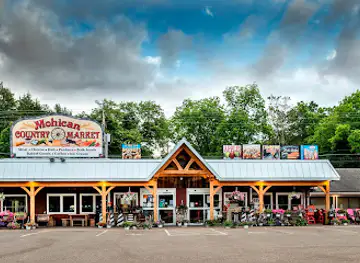 Mohican Market & Café