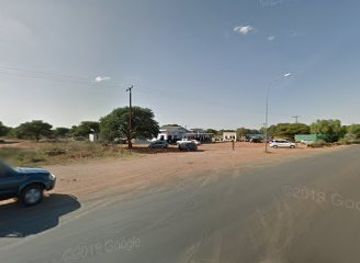 botswana/kweneng-district/bar/motse-bar
