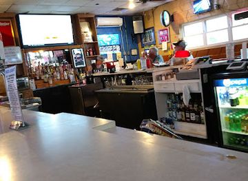 illinois/northwestern-illinois/bar/latham-west-bar-grill