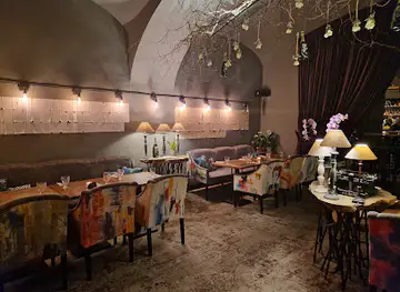 Poetic Cocktail Bar Žlutá Ponorka