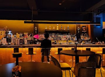 south-korea/jeju-city/jungmun/bar/in-side-jimiho-pub-bar