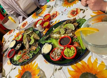 mexico/holbox-island/bar/bucaneros-sports-bar-lounge-restaurant