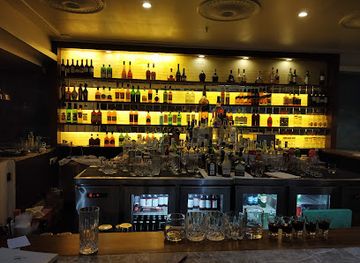 india/puducherry/promenade-beach/bar/the-storytellers-bar