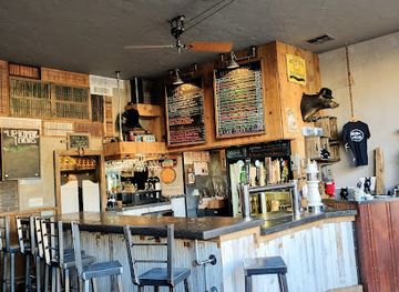 california/yosemite/bar/the-alley