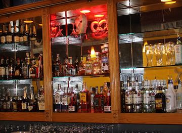 virginia/great-dismal-swamp-national-wildlife-refuge/bar/rennee-s-restaurant-and-lounge