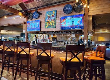 hawaii/maui/bar/bahama-breeze
