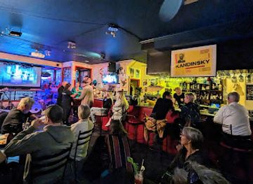 canada/ottawa/rideau-canal/bar/avant-garde-bar-gift-shop