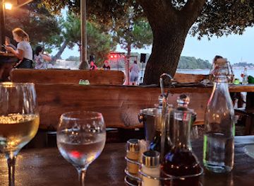 croatia/rovinj/bar/beach-bar-rovinj