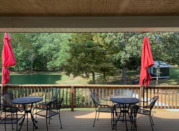 illinois/giant-city-state-park/bar/shawnee-hills-wine-trail