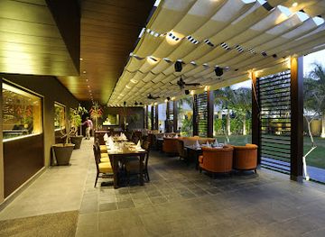 india/vadodara/alkapuri/bar/bayleaf-multi-cuisine-restaurant