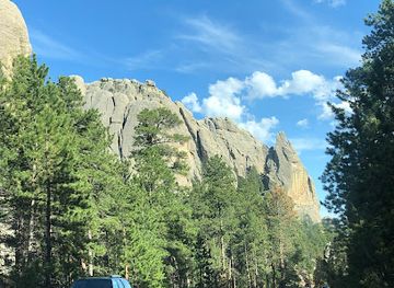 south-dakota/mount-rushmore-national-memorial/bar/the-front-porch-restaurant-and-bar