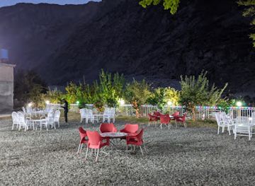 pakistan/phandar-valley/bar/henzal-bayak-shinwari