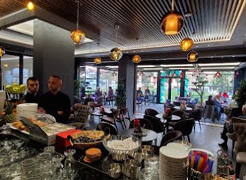 albania/elbasan-region/bar/lucky-bar