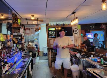wisconsin/lake-superior-lowland/bar/the-thirsty-trout