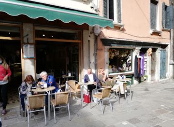 italy/venice/santa-croce/bar/easy-bar