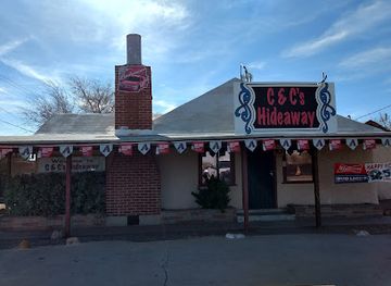arizona/chiricahua-mountains/bar/trailhead-hideaway-bar-and-grill