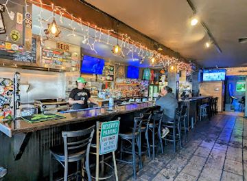 oregon/cascade-lakes-scenic-byway/bar/jc-s-bar-grill