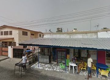 ghana/accra/osu/bar/bob-s-shawama-and-bar