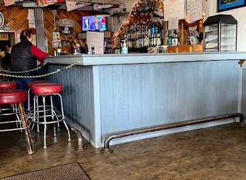 vermont/grand-isle-county/bar/b-u-emporium
