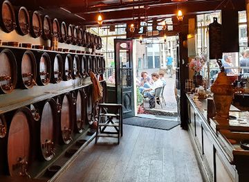 netherlands/dutch-coast/bar/three-little-bottles